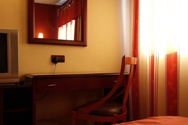 Hotel Puerta de Javalambre (La Puebla de Valverde)